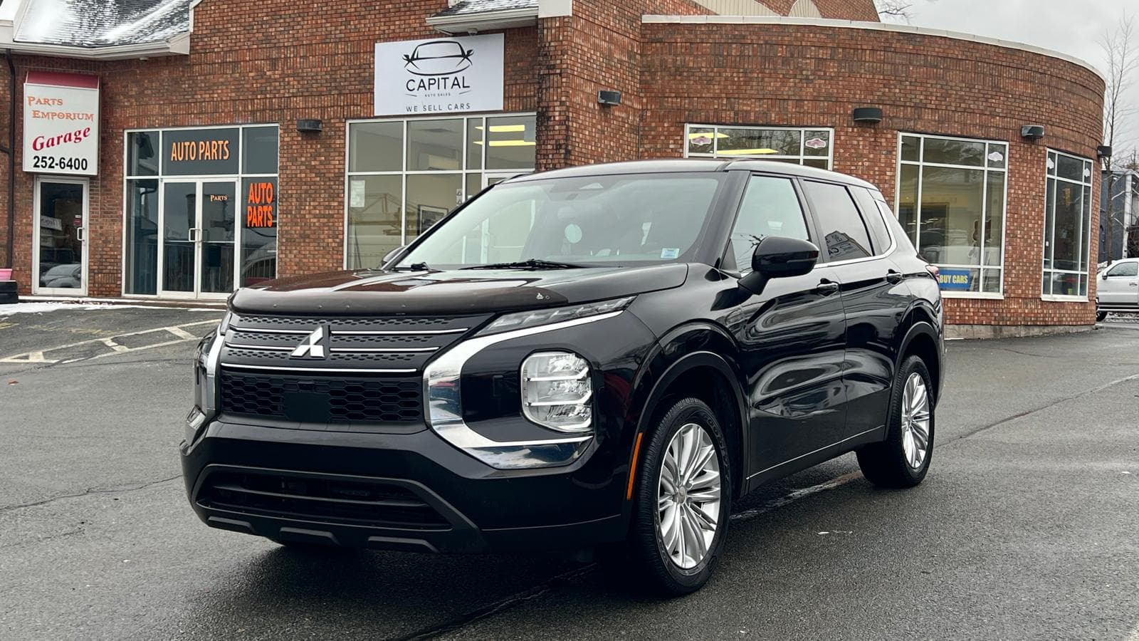 2022 Mitsubishi Outlander ES S-AWC