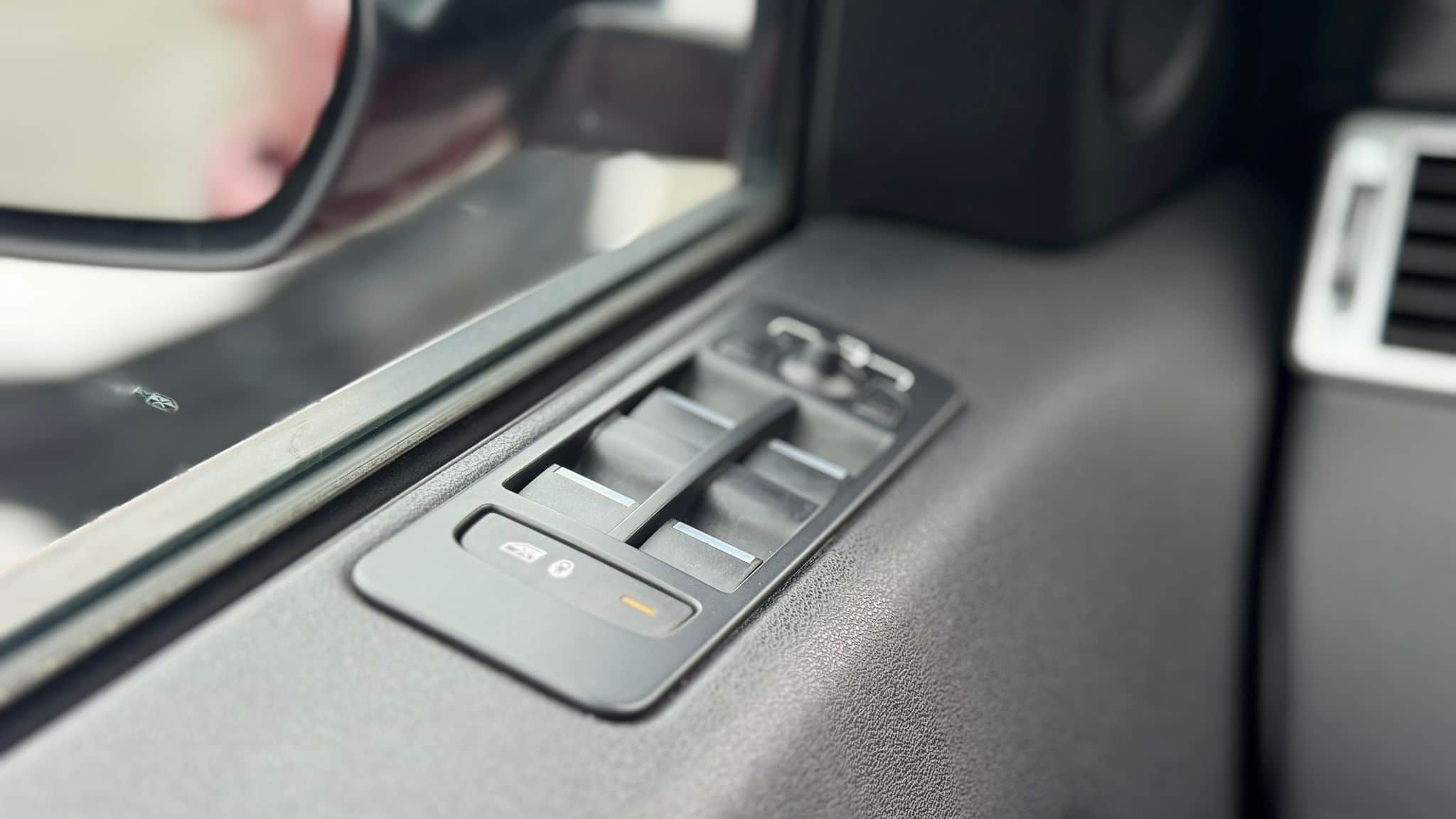 2017 Land Rover DISCOVERY SPORT HSE AWD BEST CHRISTMAS DEAL!!! thumbnail 24