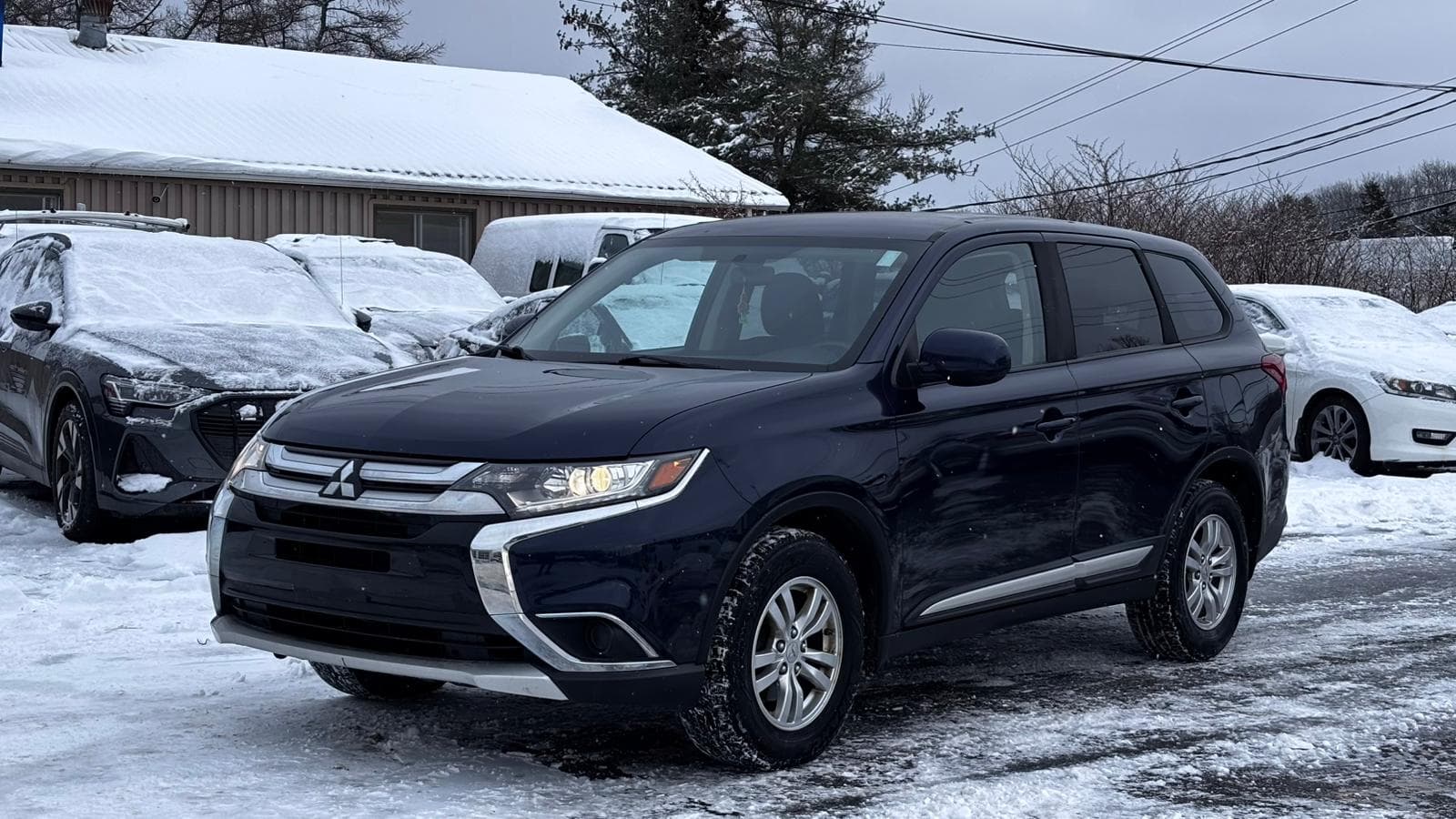 2016 Mitsubishi Outlander ES AWC