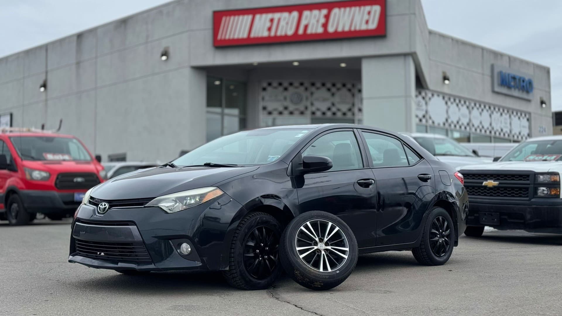 2016 Toyota COROLLA LE