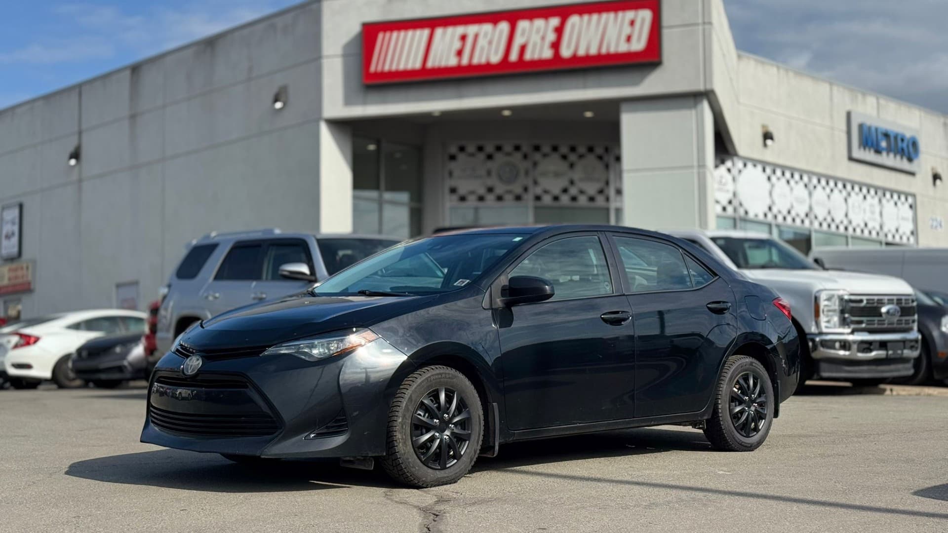 2018 Toyota COROLLA SE